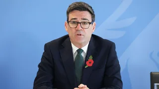 PM open to 'honest discussion' about return to EU free movement