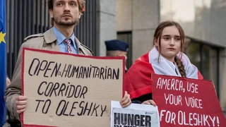 What to Know About the Cease-Fire for a Besieged Ukrainian City